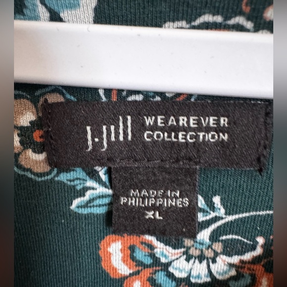 J. Jill Dark Green Floral Paisley A-line Tunic with 3/4 sleeves - Picture 3 of 9